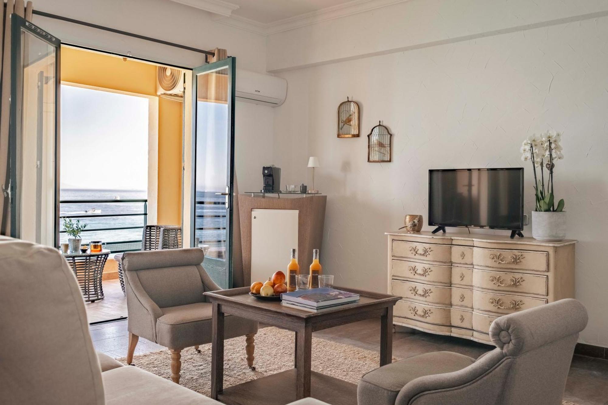 Surplage Hotel Cavaliere 르 라방두 외부 사진