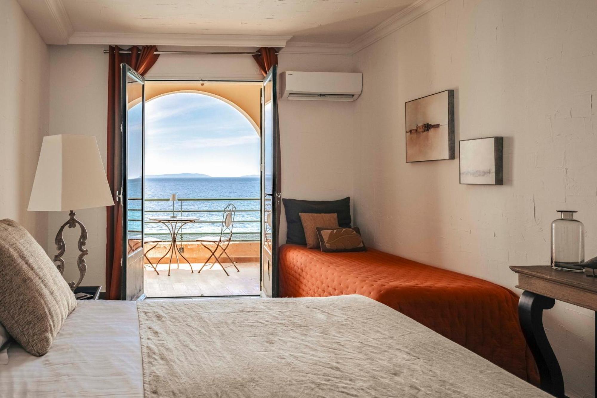 Surplage Hotel Cavaliere 르 라방두 외부 사진